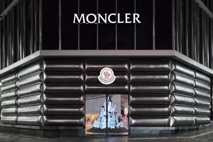 Moncler半年报今夜揭晓：中国市场能否继续保持两位数增长？